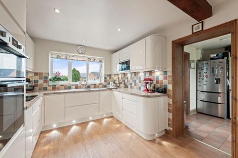 10 John Smith Close, Willoughby, Alford, LN13 9NZ