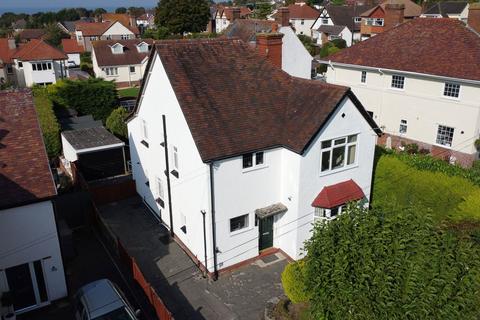 3 bedroom detached house for sale, Calthorpe Drive, Prestatyn, Denbighshire LL19 9RF