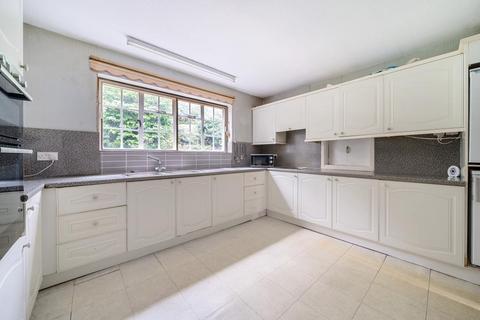 5 bedroom detached house for sale, Camberley,  Surrey,  GU15