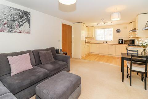 2 bedroom maisonette for sale, Millers Court, Broomfield Rise, Abbots Langley, Hertfordshire, WD5