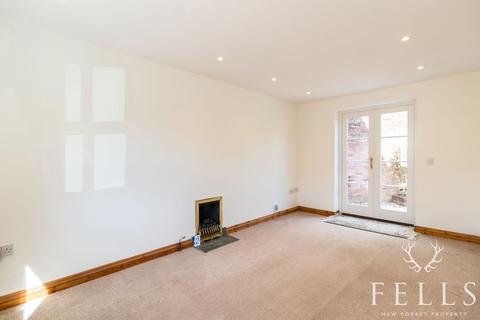 2 bedroom end of terrace house for sale, Southampton Road, Ringwood BH24