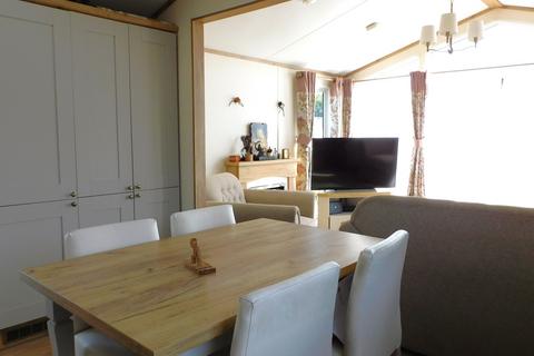 2 bedroom mobile home for sale, Foremans Bridge Caravan Park