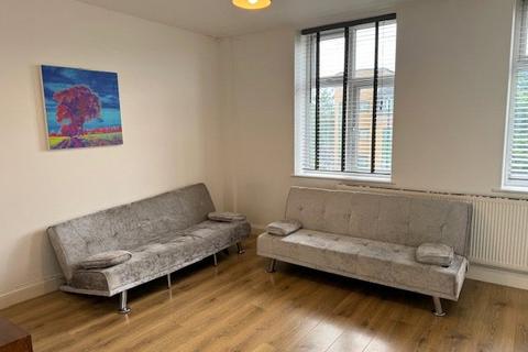 1 bedroom apartment to rent, Greenford Road, Greenford, UB6