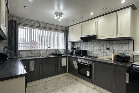 3 bedroom terraced house for sale, Eastbourne Parade, Lukes Lane, Hebburn, Tyne and Wear, NE31 2AT