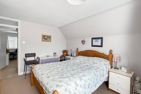 2 Bramley Close, Alresford, Colchester, CO7 8EL