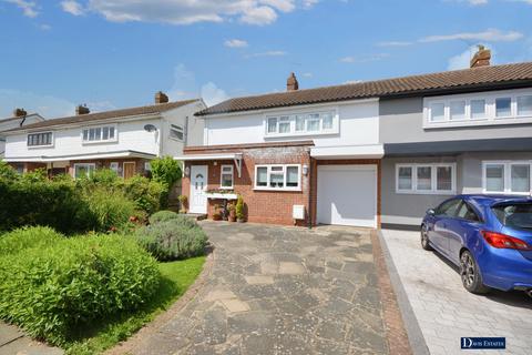 3 bedroom semi-detached house for sale, Wych Elm Road, Hornchurch, RM11