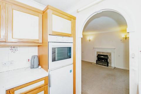 1 bedroom flat for sale, Swiss Gardens, Shoreham-by-Sea BN43