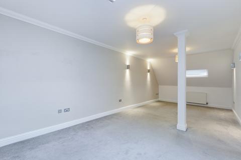 2 bedroom penthouse to rent, Jubilee Mansions, 119 Thorpe Road, Peterborough PE3