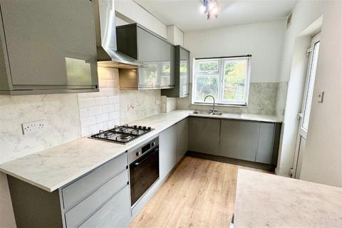3 bedroom semi-detached house for sale, Cedar Avenue, Beeston, Nottingham NG9 2HA