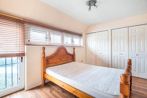 2 bedroom maisonette to rent, Bywater Place Surrey Quays SE16