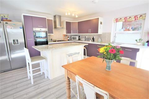 4 bedroom detached house for sale, Youngs Park Road, Paignton TQ4