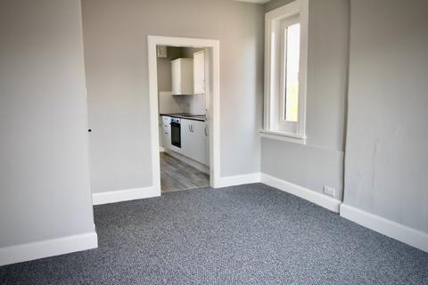2 bedroom flat to rent, Loganlea Place, Craigentinny, Edinburgh, EH7