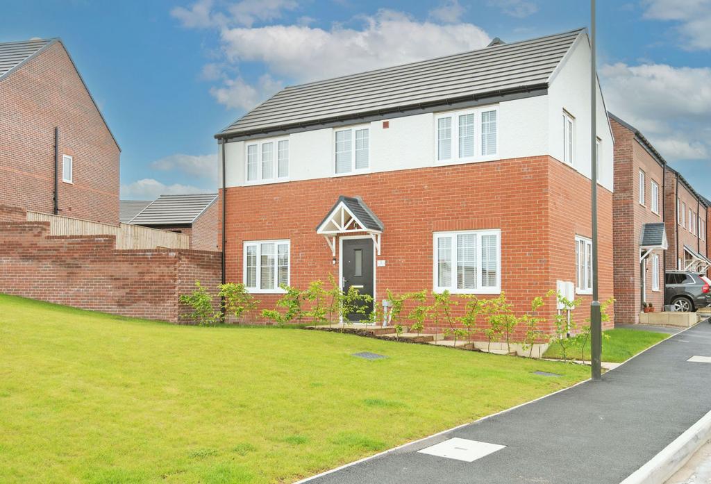 Holmewood, Chesterfield S42 3 bed detached house for sale £235,000