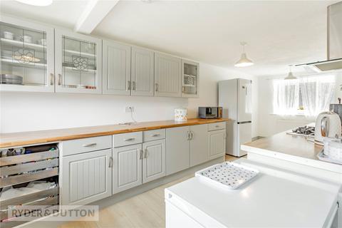 8 Rushmere, Ashton-under-lyne, OL6 9EB
