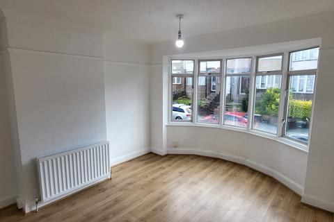 undefined, Luton LU1
