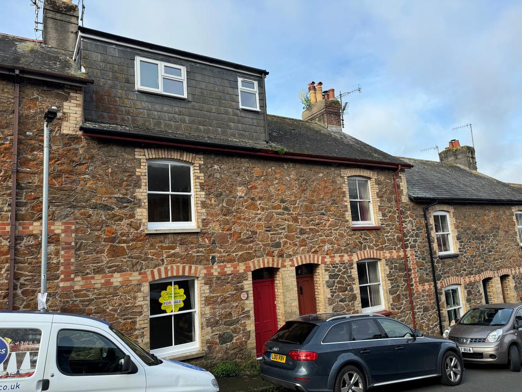 Brooklands, Totnes TQ9 4 bed terraced house for sale £439,950