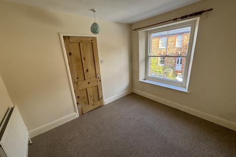 6 Brooklands, Totnes, TQ9 5AR