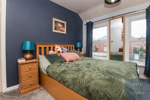 97 Briar Crescent, Exeter, EX2 6DR