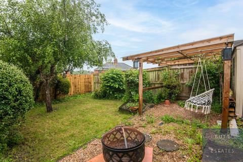 97 Briar Crescent, Exeter, EX2 6DR