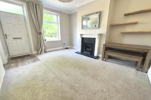 2 bedroom townhouse to rent, Low Bank Street, Farsley, Pudsey, LS28 5JJ