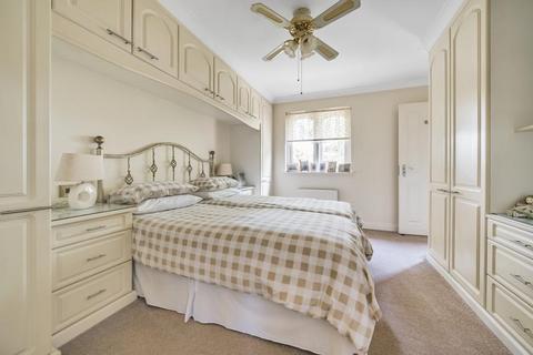 3 bedroom flat for sale, High Road,  Whetstone,  N20