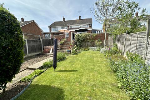 3 bedroom semi-detached house for sale, Eccles Road, Ipswich IP2