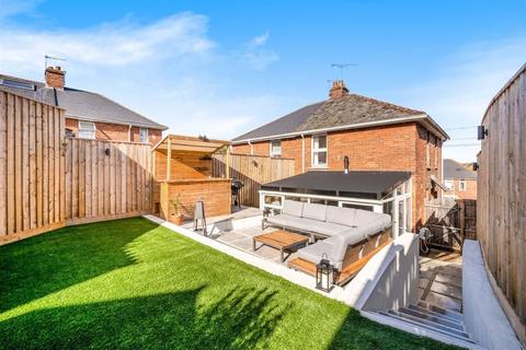 152 Briar Crescent, Exeter, EX2 6DS