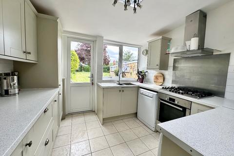 30 Recreation Avenue, Harold Wood, Romford, RM3 0TJ