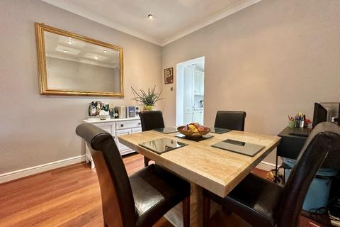 30 Recreation Avenue, Harold Wood, Romford, RM3 0TJ