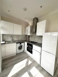 2 bedroom house to rent, Euston Avenue,