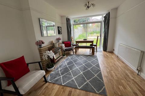 5 Ladbrook Road, Solihull, B91 3RN