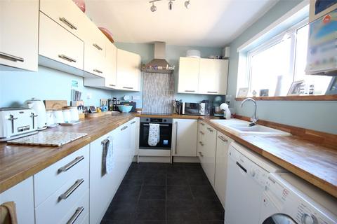 3 bedroom terraced house for sale, Avon Close, Lee-On-The-Solent, Hampshire, PO13