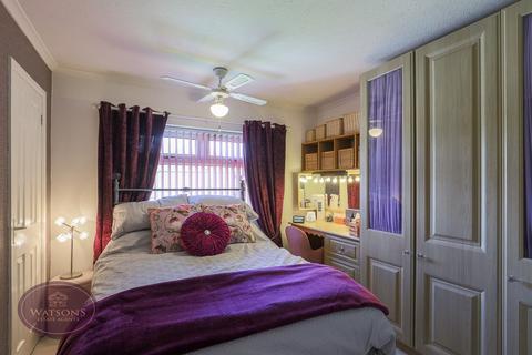 37 Murby Crescent, Nottingham, NG6 8FZ