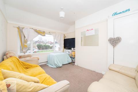 2 bedroom maisonette for sale, Farnham Road, Slough SL2
