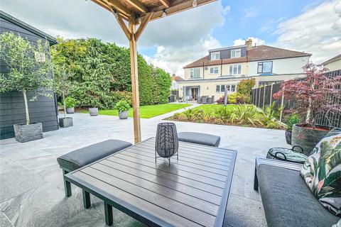2 Ferguson Avenue, Romford, RM2 6RB