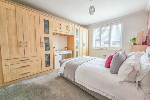 2 Ferguson Avenue, Romford, RM2 6RB