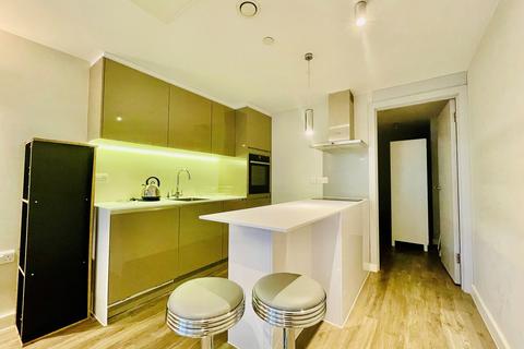 1 bedroom apartment for sale, Upper Third Street, Milton Keynes, MK9