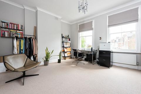 2 bedroom flat to rent, Amhurst Park, London, N16