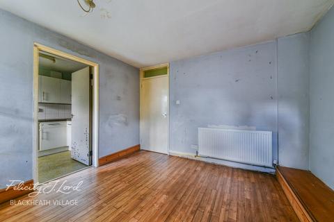 1 bedroom flat for sale, Lewisham Road, London, SE4