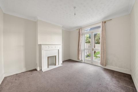 3 bedroom house for sale, Montague Road, Hanwell, W7