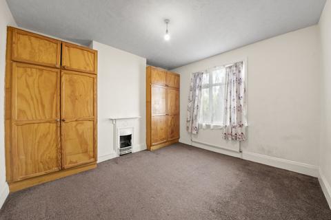 71 Montague Road, London, W7 3PE