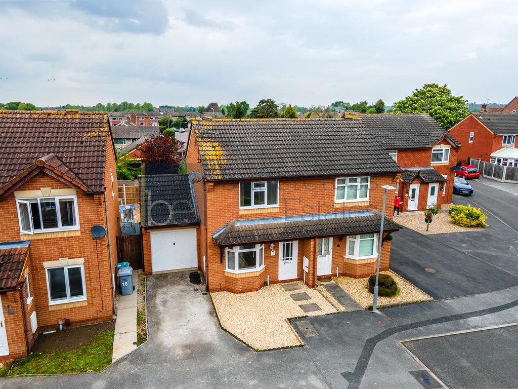 Clipsham Close, Balderton 2 bed semidetached house for sale £175,000