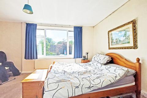 1 bedroom flat for sale, 77 Roxborough Road, Greater London HA1