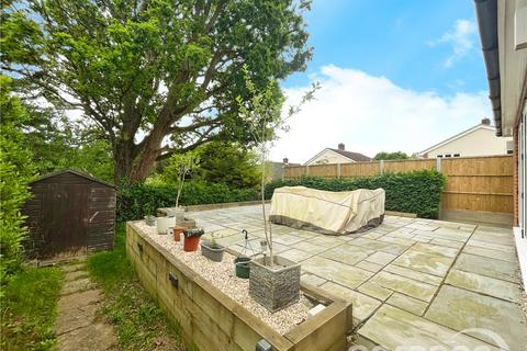 1 Nutbourne, Farnham, GU9 9EH
