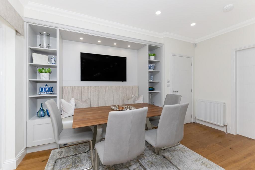 Breakfast Nook