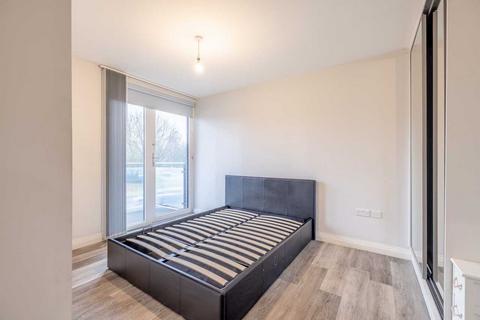 1 bedroom apartment to rent, Panorama Apartments, Harefield Road, Uxbridge UB8