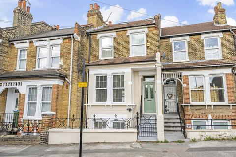 4 bedroom house for sale, Victoria Way, London