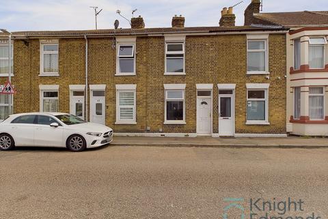 2 bedroom terraced house to rent, Richmond Street, Sheerness, ME12