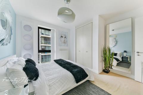 2 bedroom flat for sale, Abbott's Wharf, Stainsby Road, Bow, E3