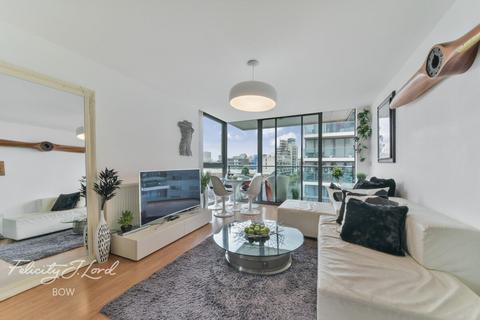 2 bedroom flat for sale, Abbott's Wharf, Stainsby Road, Bow, E3